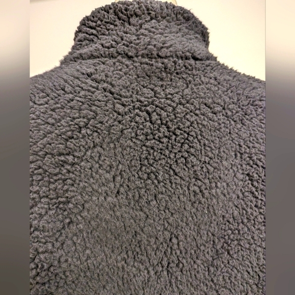 RD style, saks on 5th lightweight popover, sharpa pullover black Sz S - Picture 9 of 12